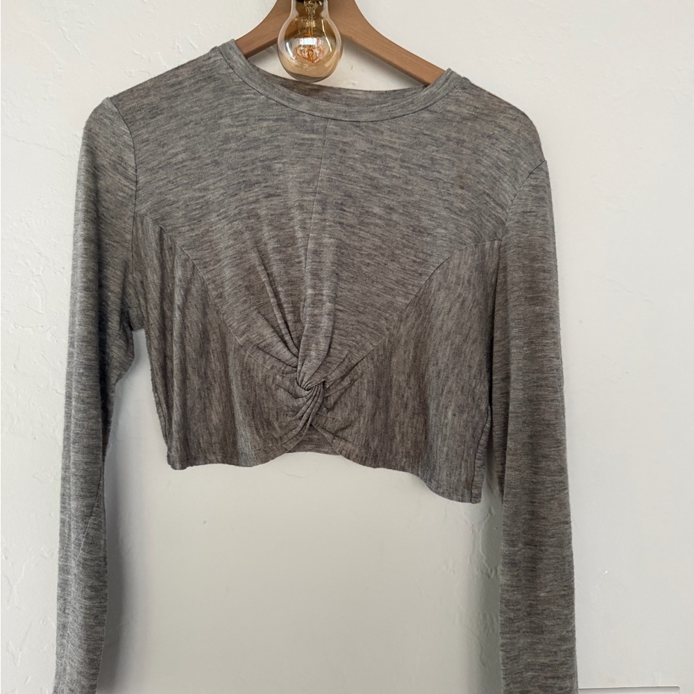 Gray Long Sleeve Knotted Crop Top by PacSun
